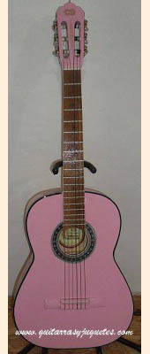 Guitarra Económica modelo CGE de Paracho Vista 1